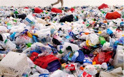 A­v­r­u­p­a­­d­a­n­ ­E­n­ ­Ç­o­k­ ­­P­l­a­s­t­i­k­ ­A­t­ı­k­­ ­İ­t­h­a­l­ ­E­d­e­n­ ­Ü­l­k­e­ ­T­ü­r­k­i­y­e­ ­O­l­d­u­